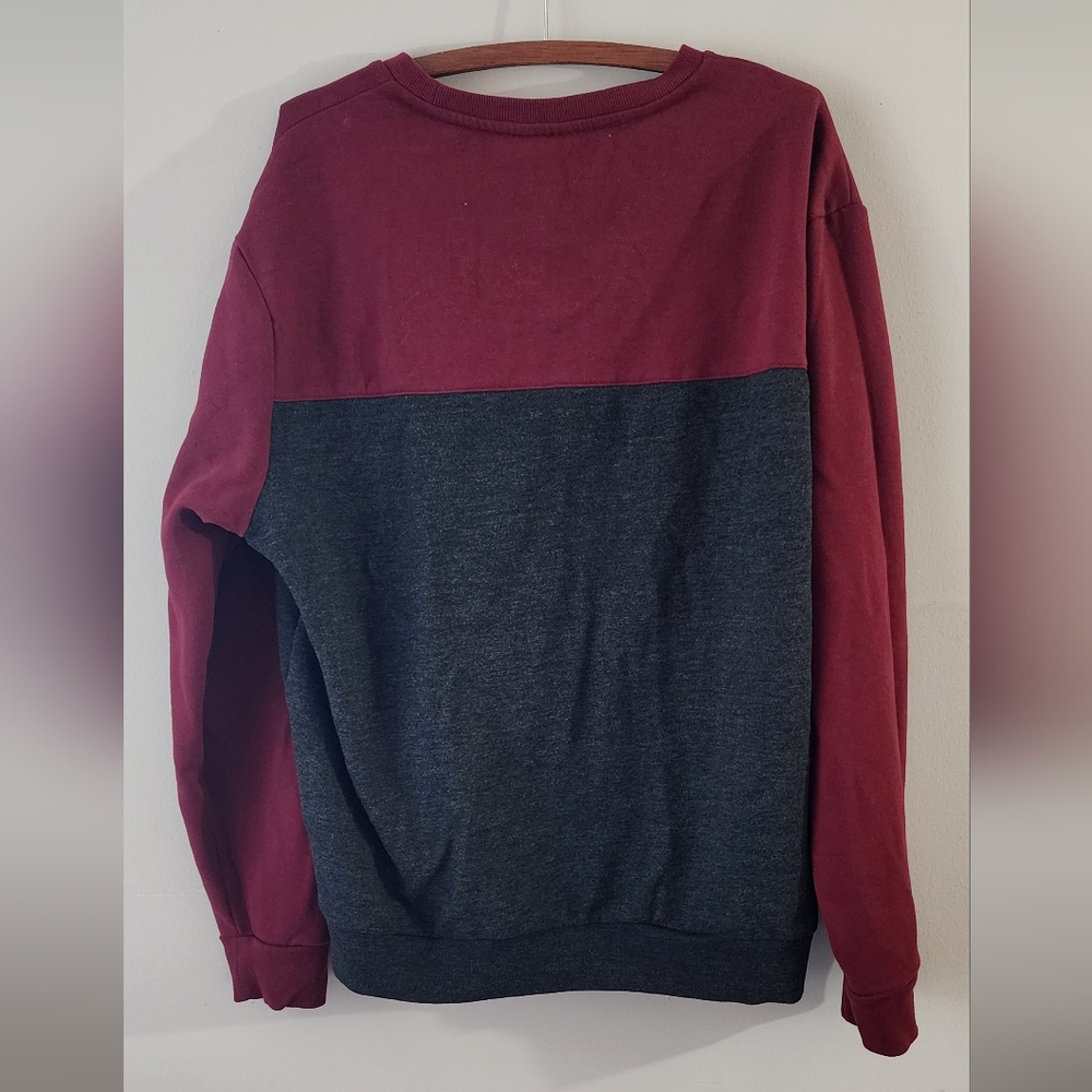 DKNY Sweater - Picture 2 of 7